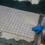 Где нельзя класть плитку на клей “универсальный”