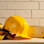 Водосточные системы ПВХ и металл: ширина, крепёж, шум